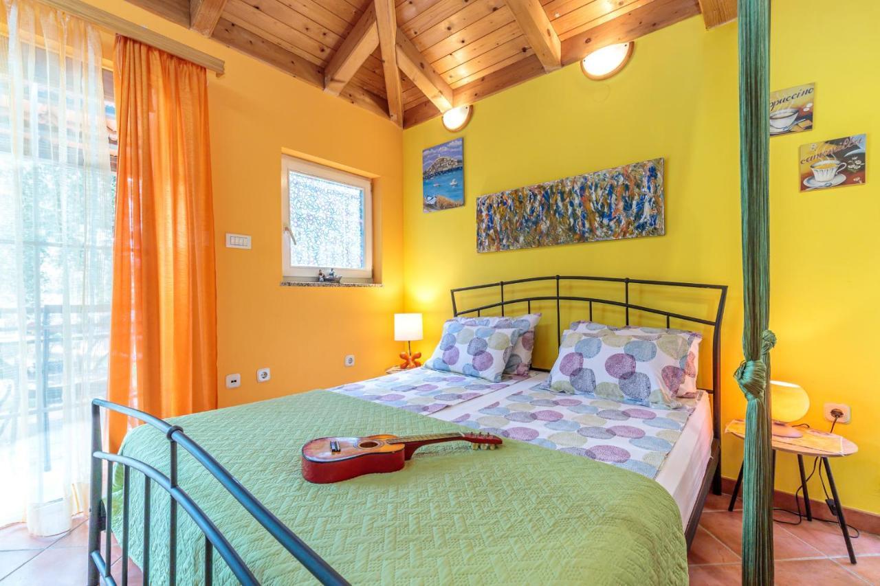 ורסאר Apartments Barica מראה חיצוני תמונה